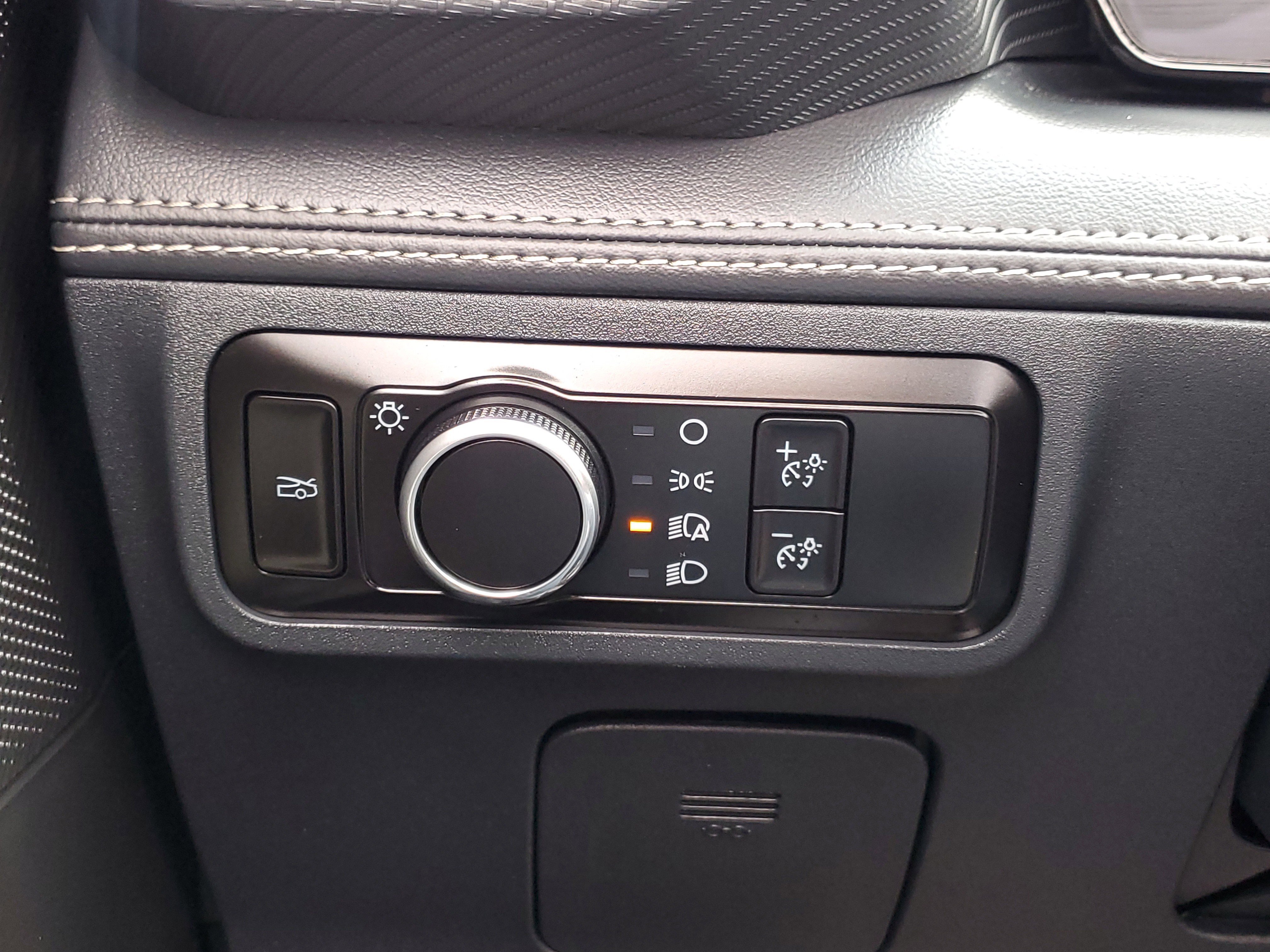 Certified 2025 Ford Mustang Premium image 25