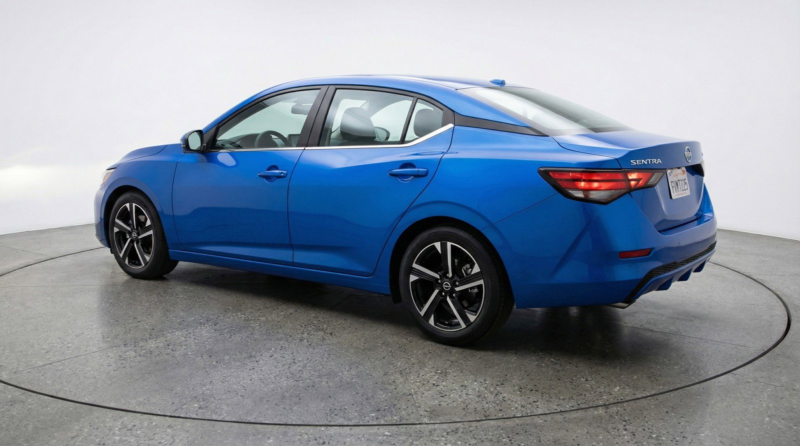 Used 2025 Nissan Sentra SV FWD image 6
