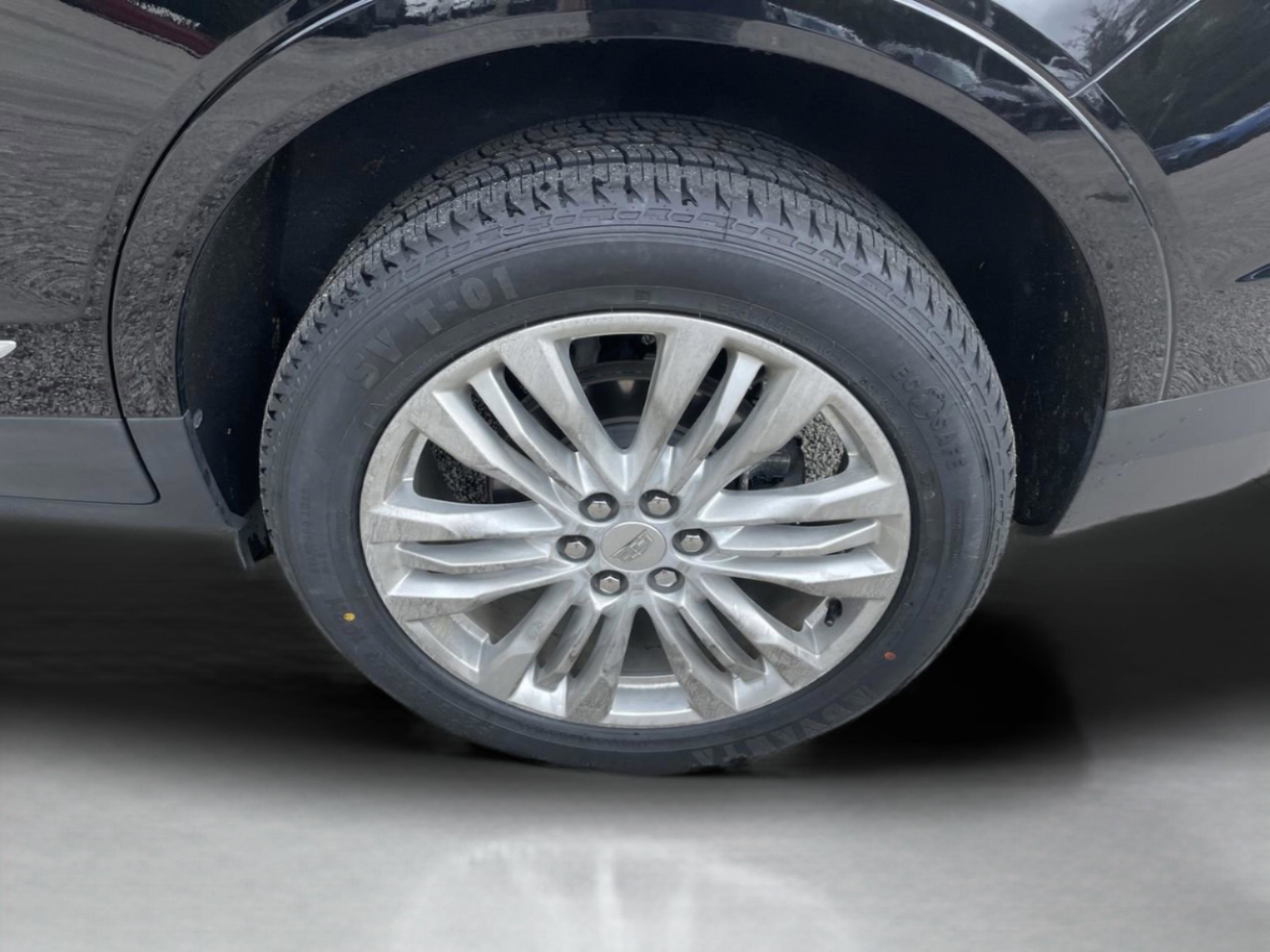 Used 2018 Cadillac XT5 Premium Luxury image 33