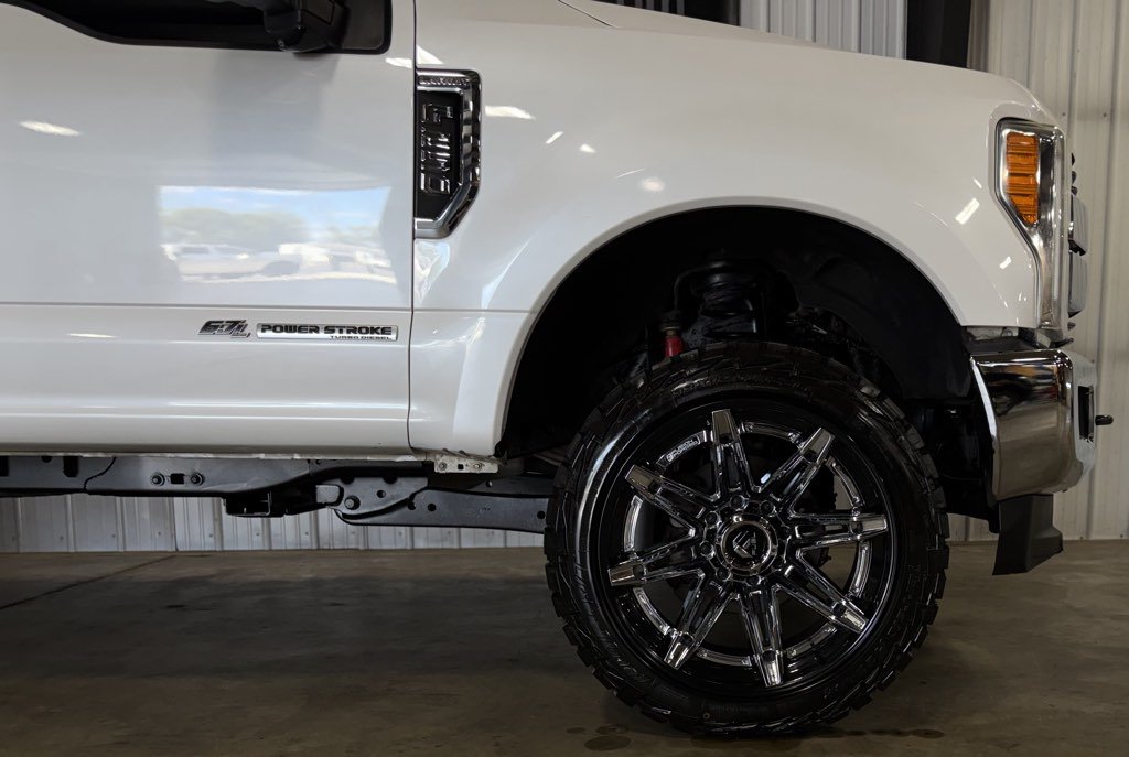 Used 2017 Ford F250 Lariat w/ Lariat Ultimate Package AWD/4WD image 31