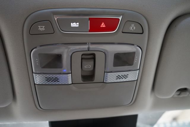 Used 2023 Kia Telluride EX w/ EX Captain's Chair Package AWD/4WD image 40