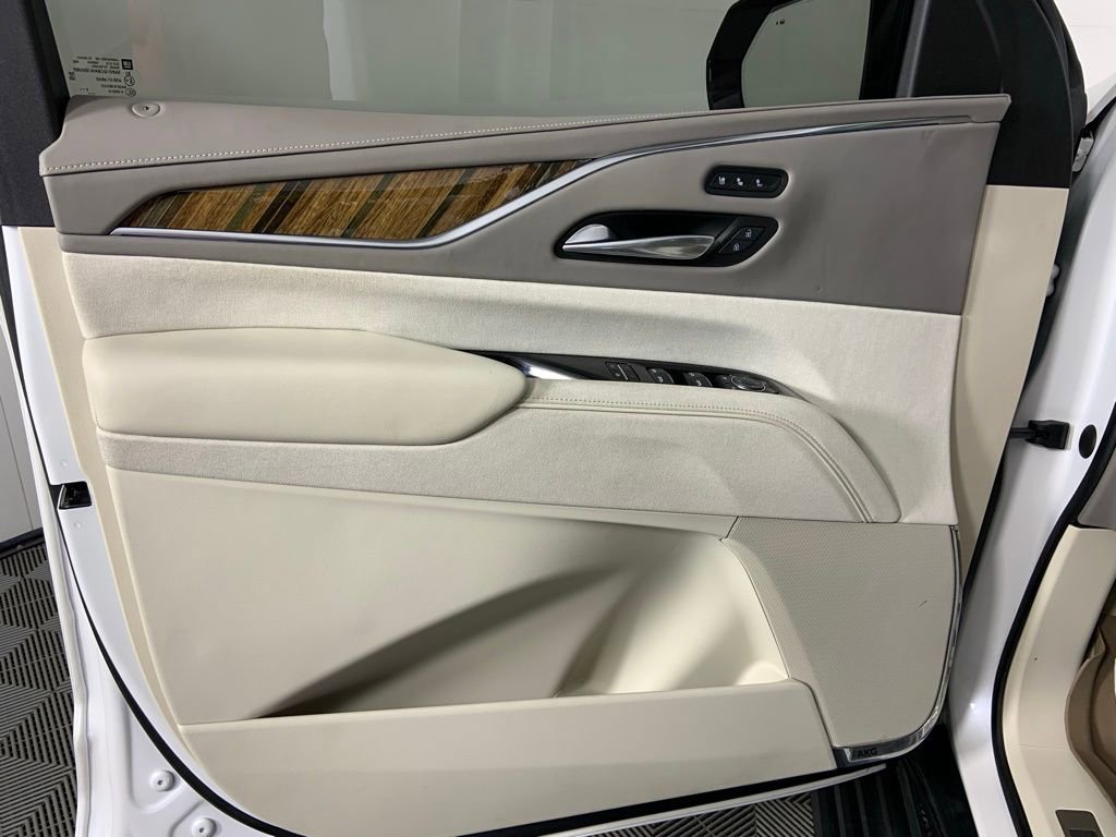 Used 2022 Cadillac Escalade Sport Platinum image 26