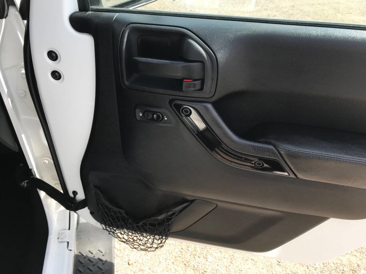 Used 2014 Jeep Wrangler Altitude AWD/4WD image 10