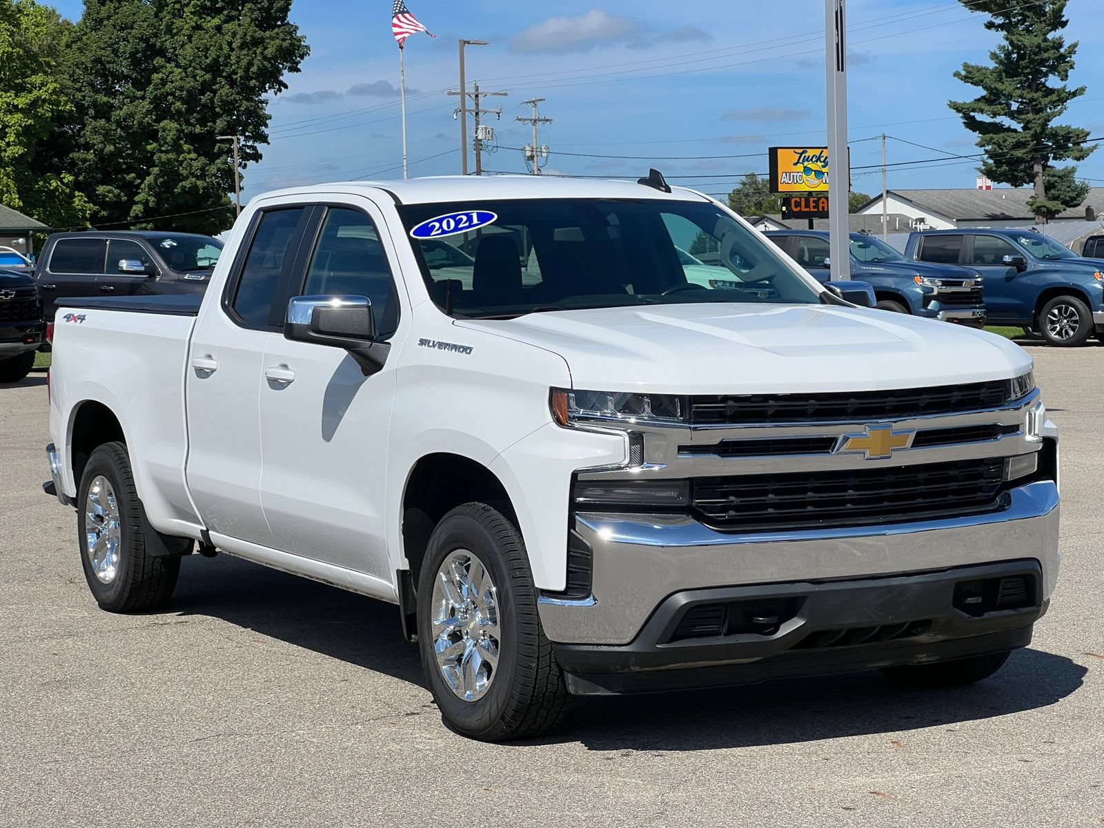 Used 2021 Chevrolet Silverado 1500 LT w/ Max Trailering Package AWD/4WD image 39