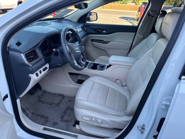 Used 2023 GMC Acadia Denali w/ Denali Ultimate Package AWD/4WD image 15
