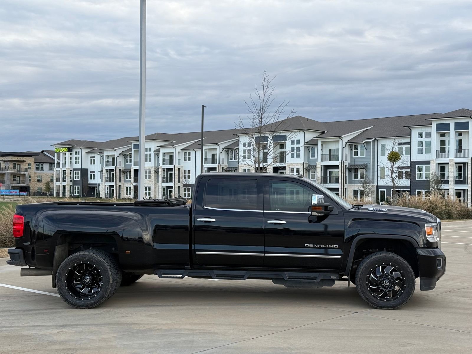 Used 2018 GMC Sierra 3500 Denali w/ Duramax Plus Package image 9