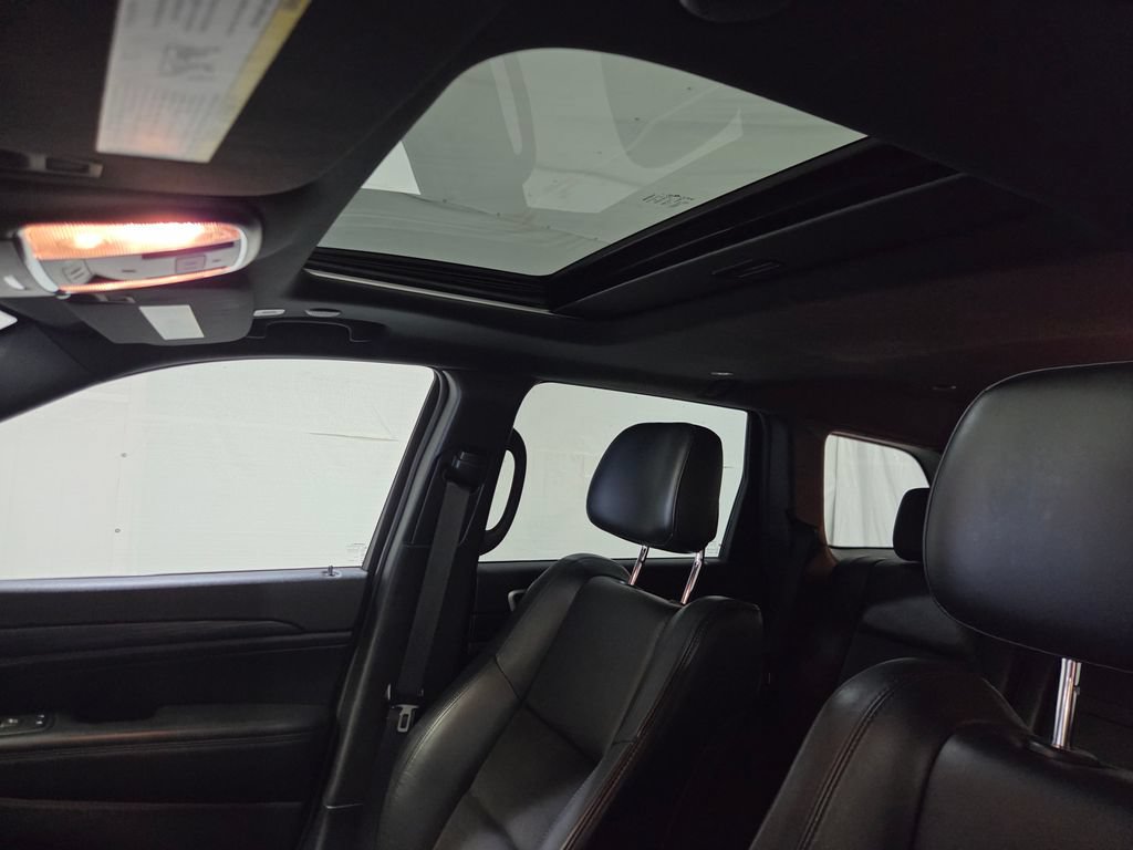 Certified 2020 Jeep Grand Cherokee Altitude AWD/4WD image 16