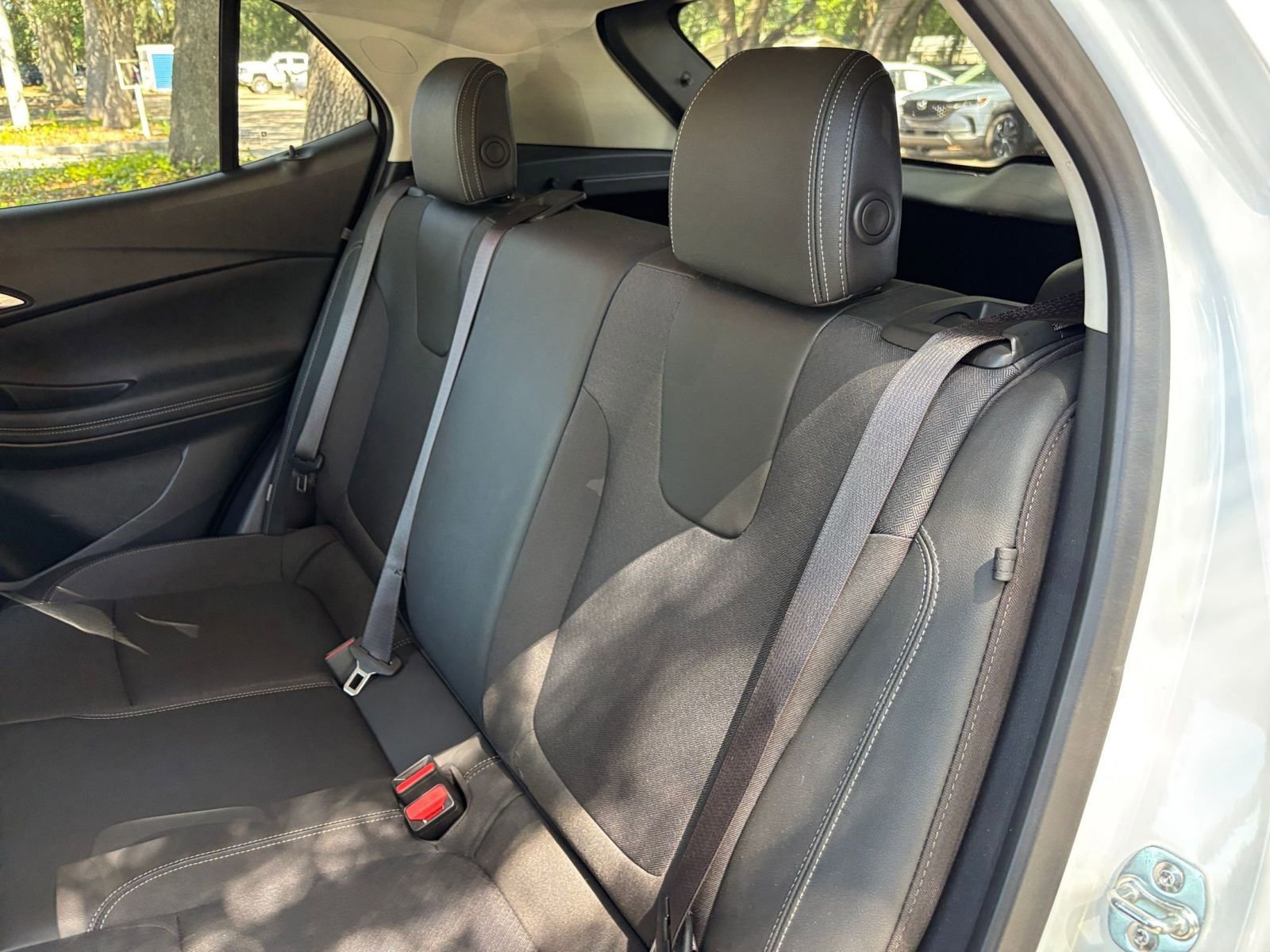 Used 2025 Buick Encore GX Preferred FWD image 36