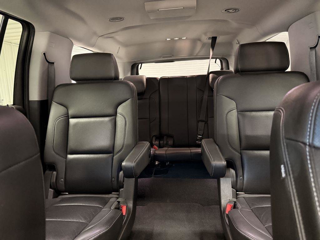 Used 2019 Chevrolet Suburban Premier AWD/4WD image 12