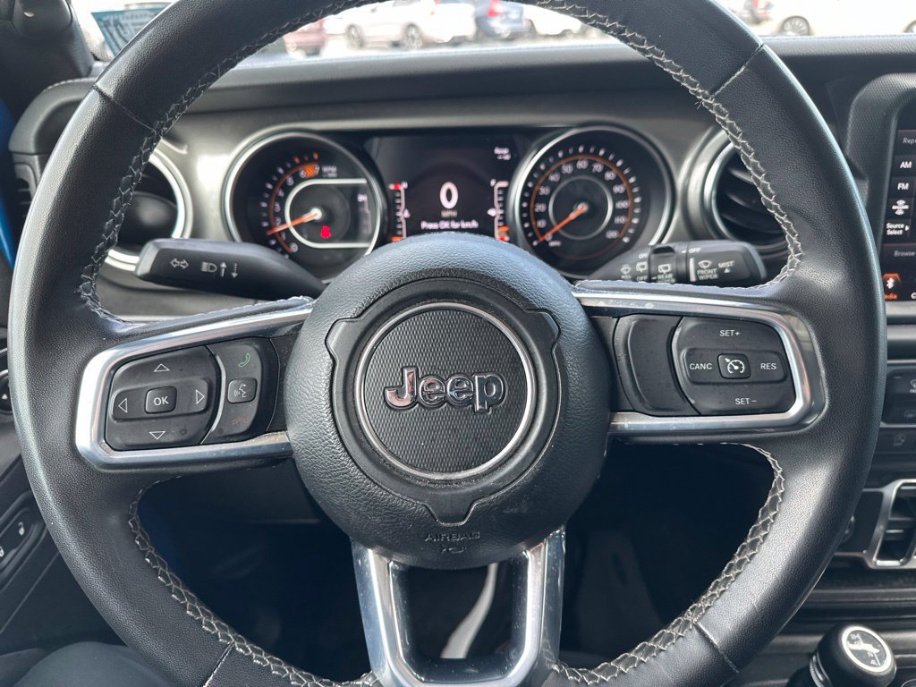 Used 2023 Jeep Wrangler Unlimited Sahara AWD/4WD image 13