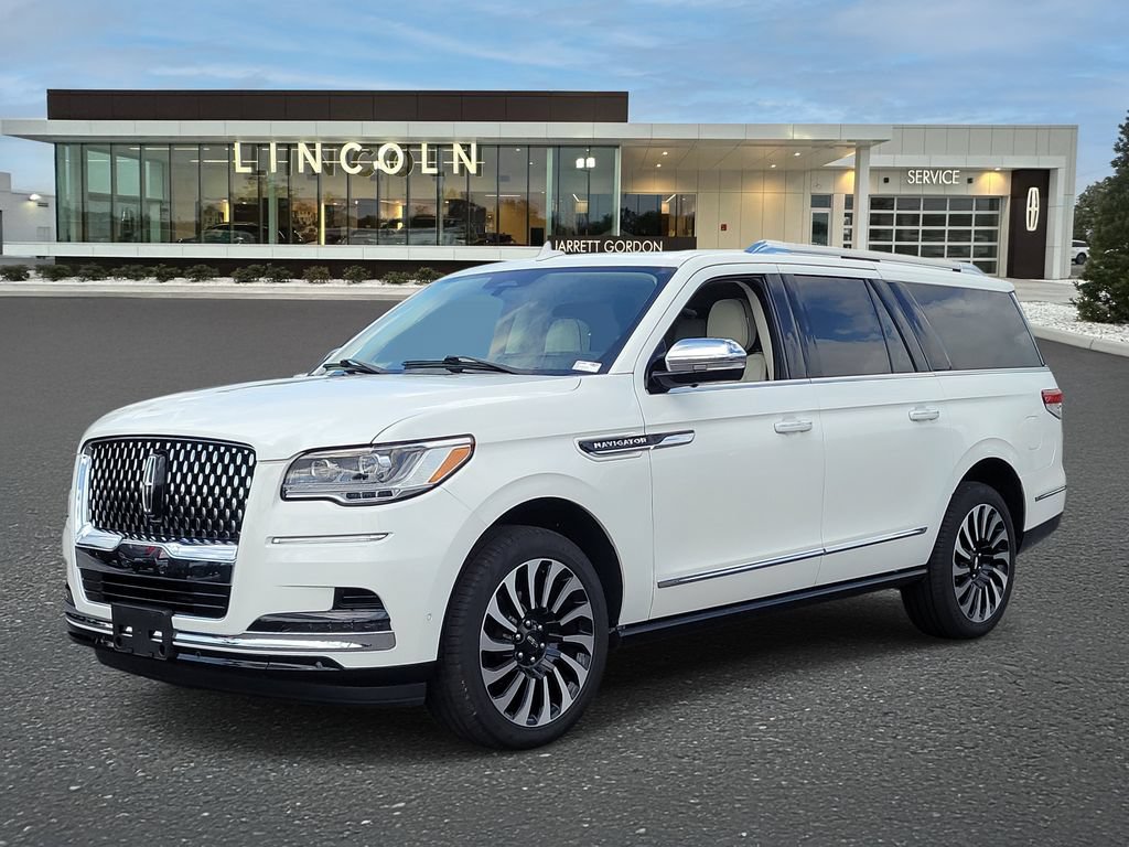 Certified 2023 Lincoln Navigator L Black Label AWD/4WD image 2