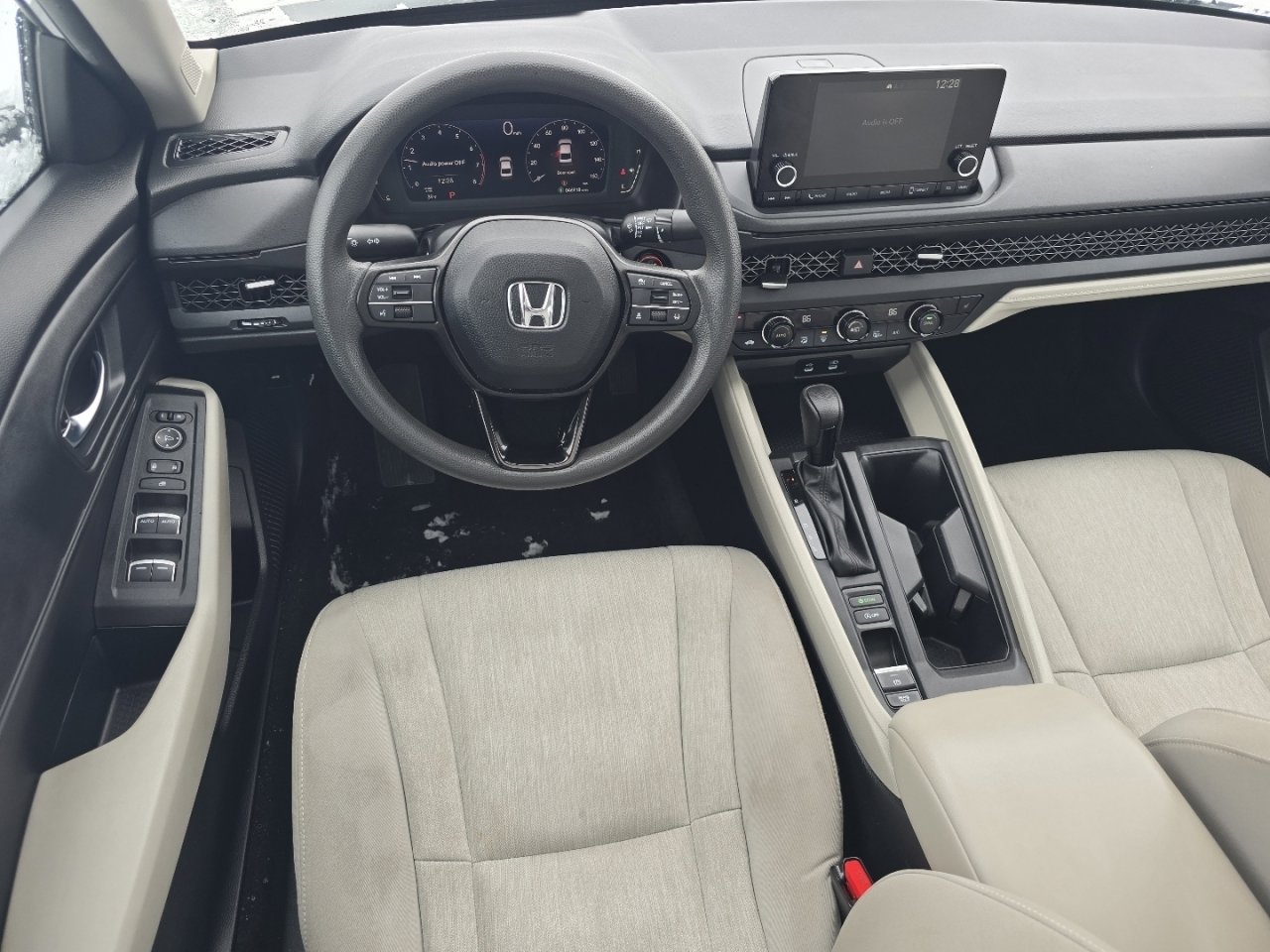 Certified 2023 Honda Accord EX image 25