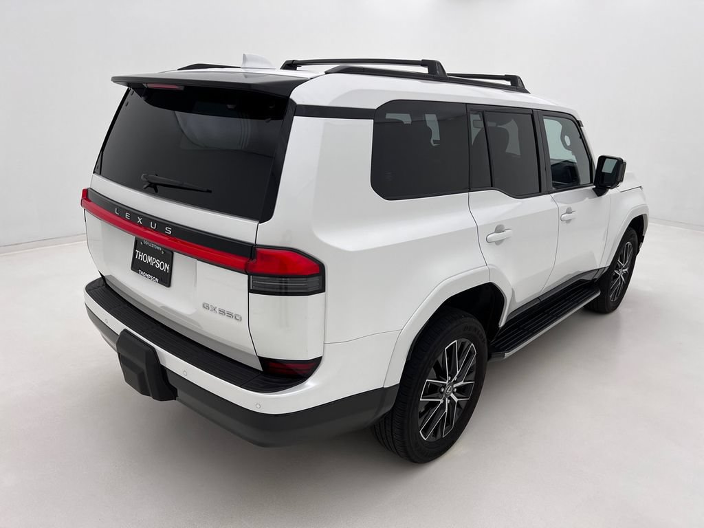 Used 2025 Lexus GX 550 w/ Accessory Package (2T) AWD/4WD image 8
