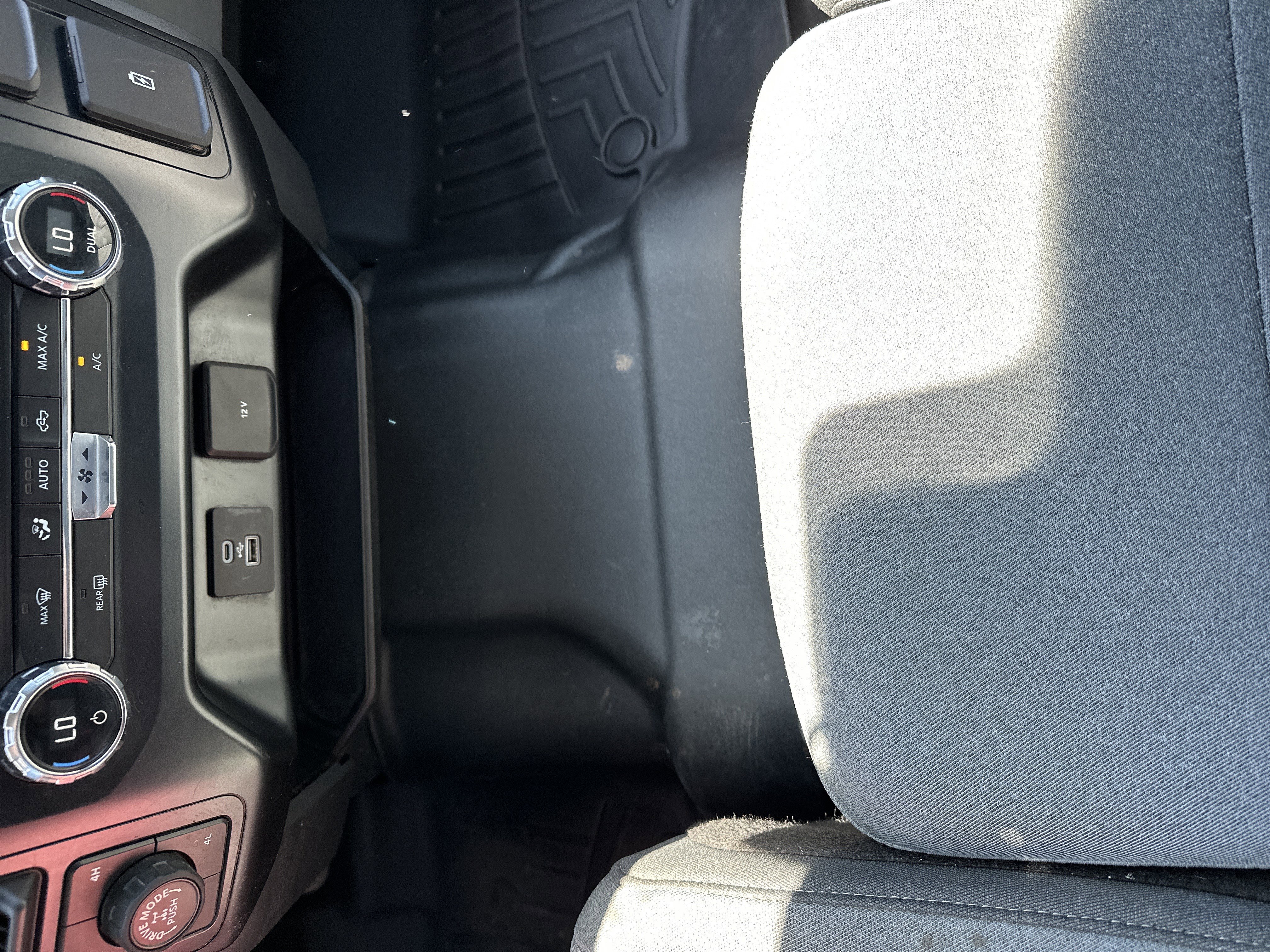 Used 2021 Ford F150 XLT w/ Equipment Group 301A Mid image 23