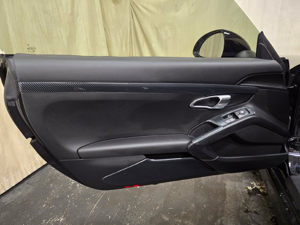 Used 2015 Porsche Boxster RWD image 14
