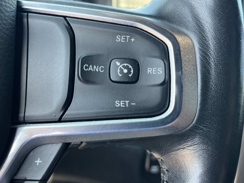 Used 2019 RAM 1500 Laramie w/ Sport Appearance Package AWD/4WD image 33