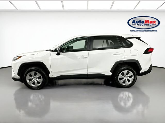 Used 2023 Toyota RAV4 LE AWD/4WD image 8
