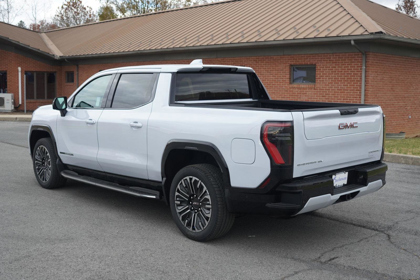 New 2026 GMC Sierra EV Denali image 7