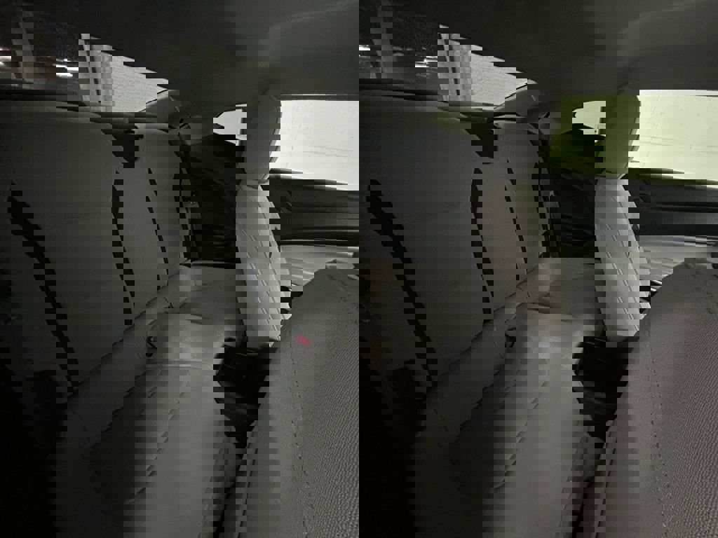 Used 2018 Chevrolet Camaro LT w/ Technology Package image 17