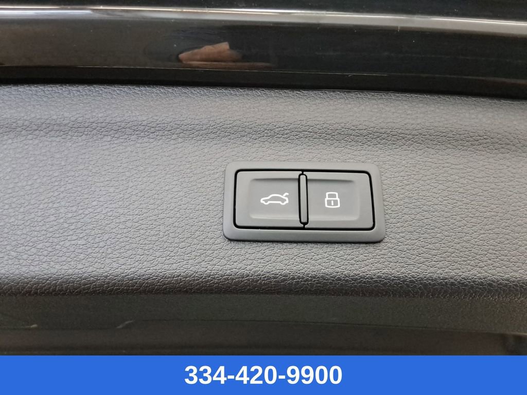 Used 2024 Audi Q3 2.0T Premium Plus image 23