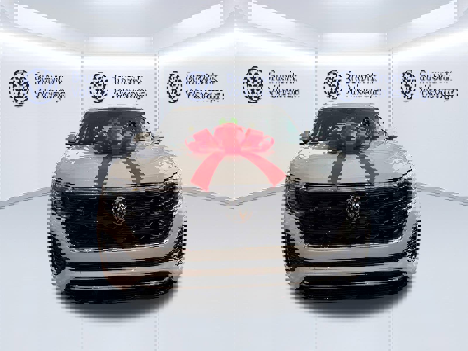 New 2026 Volkswagen Atlas Cross Sport SEL Premium R-Line image 2