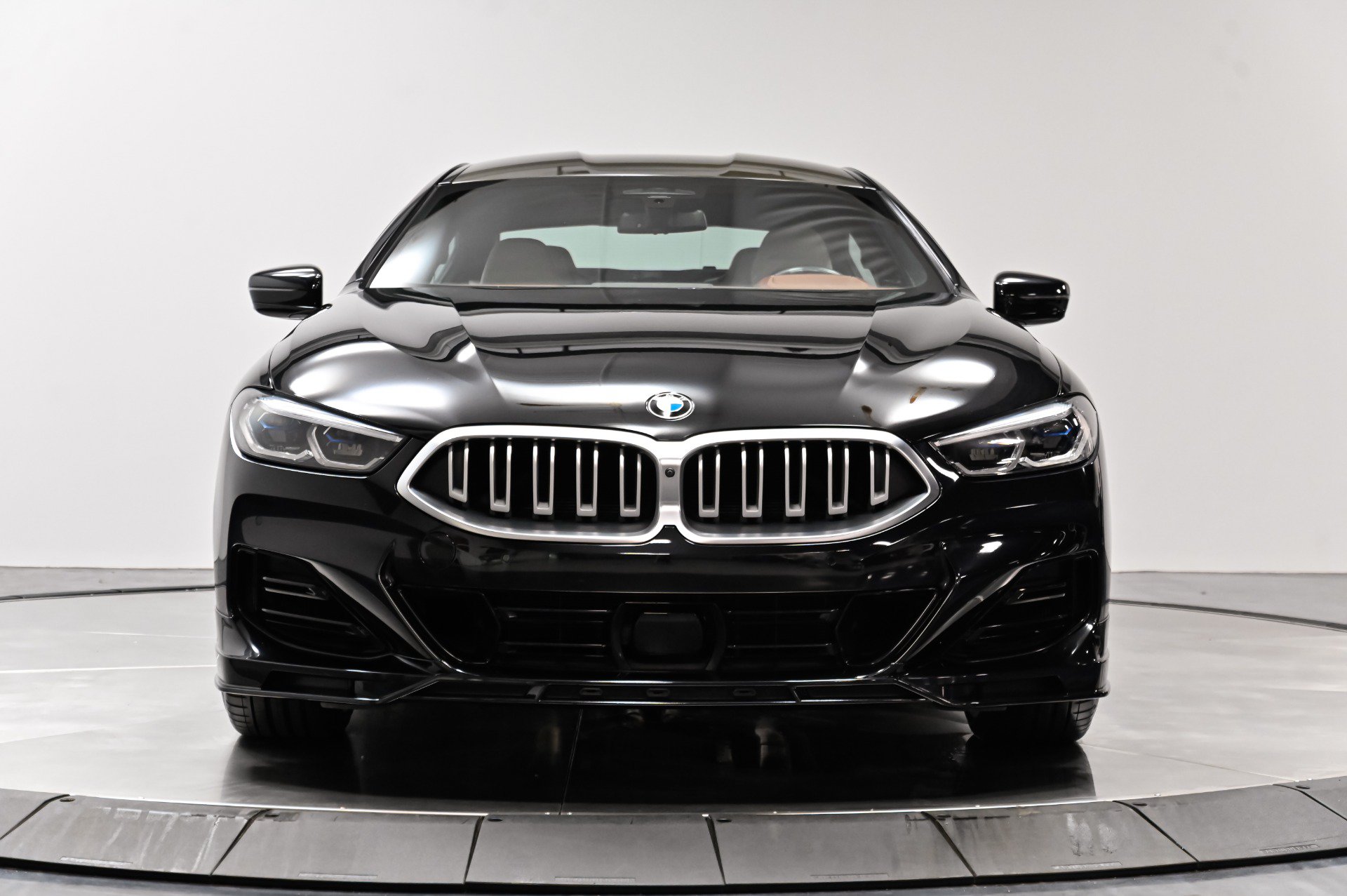 Used 2023 BMW ALPINA B8 xDrive Gran Coupe AWD/4WD image 12