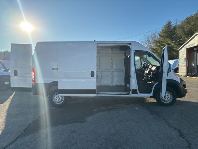 Used 2023 RAM ProMaster 2500 image 10