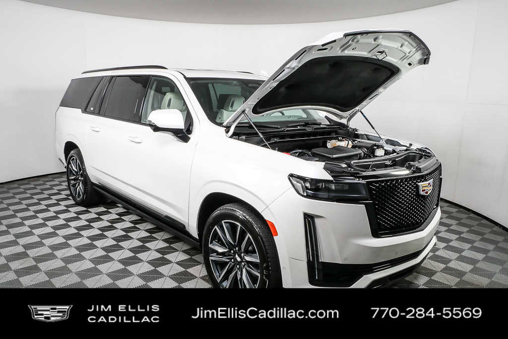 Used 2024 Cadillac Escalade ESV Sport Platinum w/ Heavy-Duty Trailer Package image 39