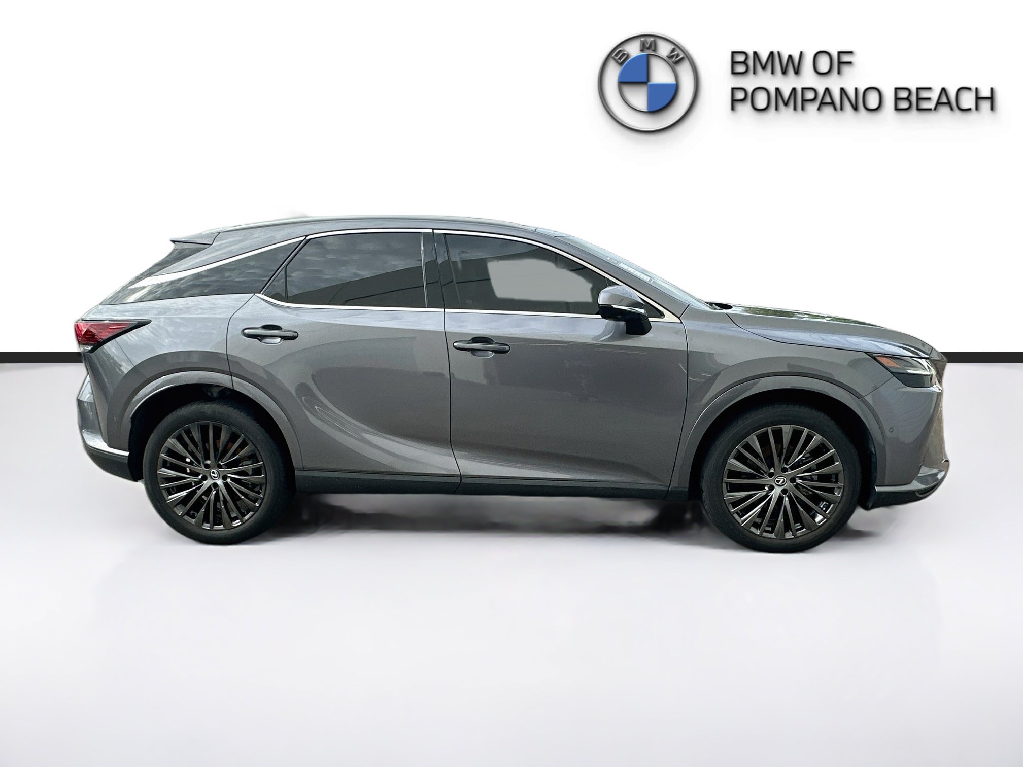 Used 2023 Lexus RX 350 FWD w/ Cold Area Package image 8