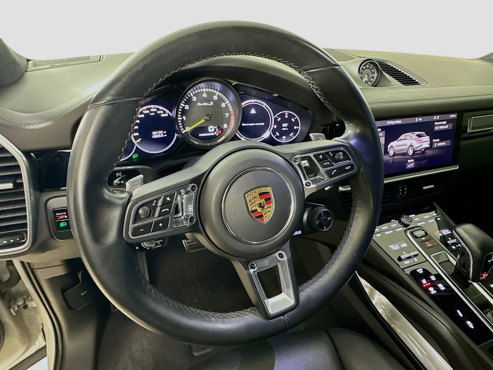 Certified 2020 Porsche Cayenne Turbo S AWD/4WD image 11