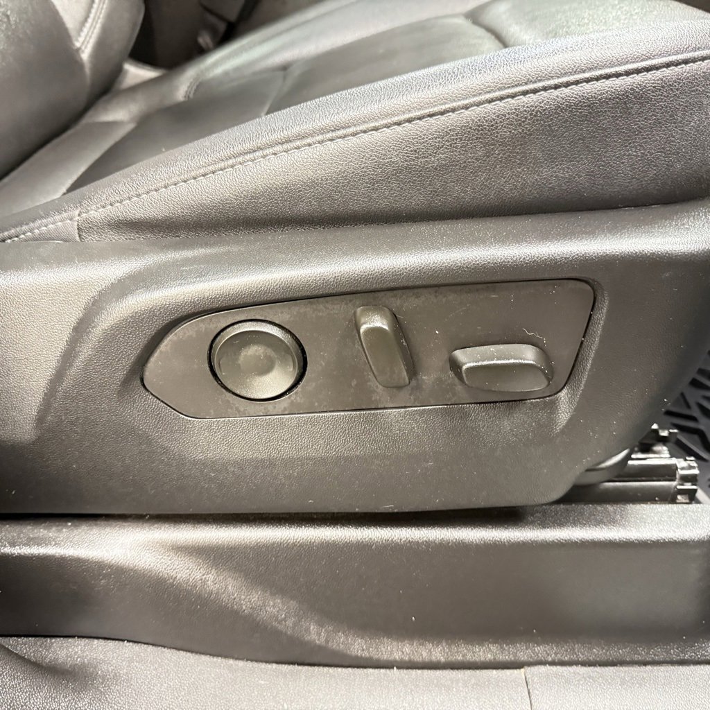 Used 2023 Chevrolet Tahoe Z71 image 16