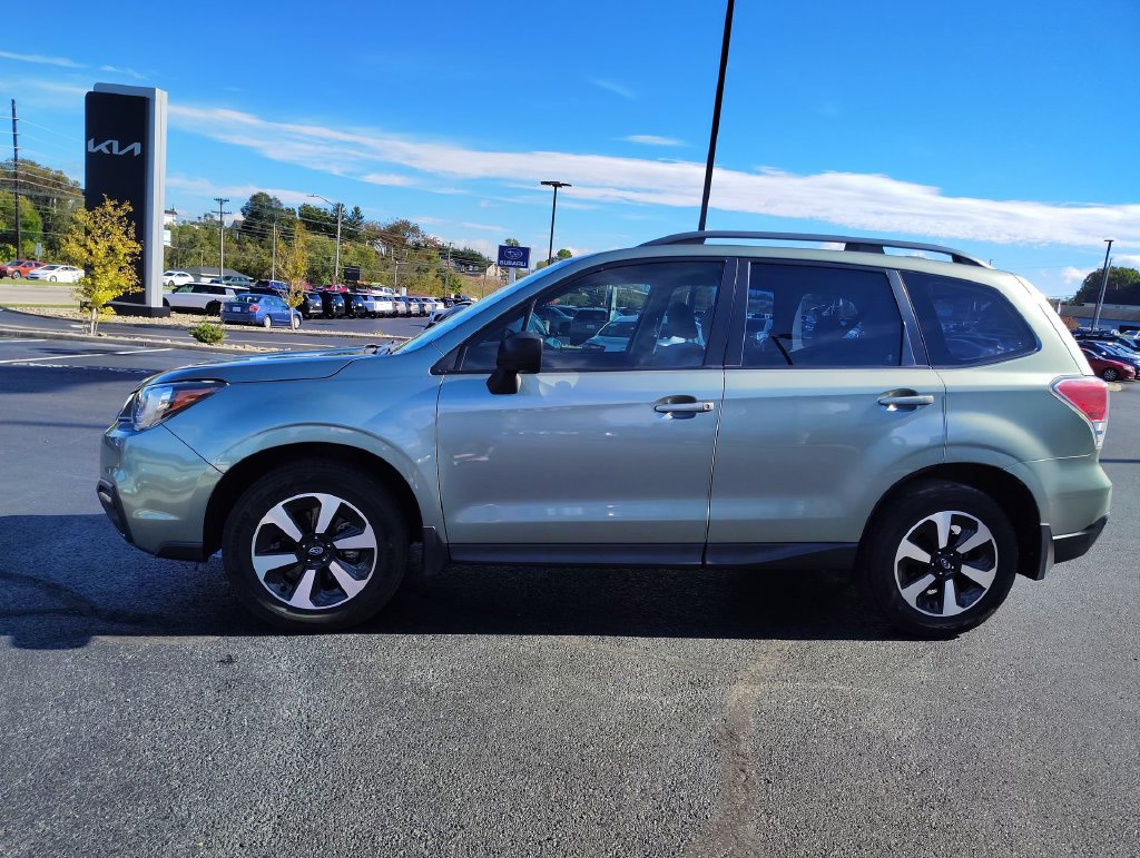 Used 2018 Subaru Forester 2.5i w/ Protection Package #1 AWD/4WD image 3
