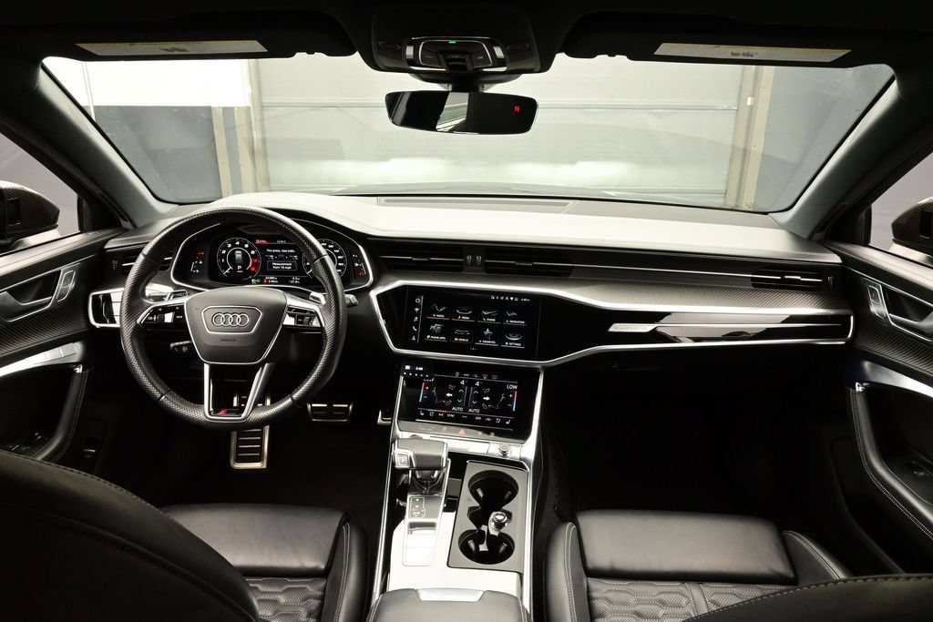 Used 2021 Audi RS 6 w/ Carbon Optic Package AWD/4WD image 18