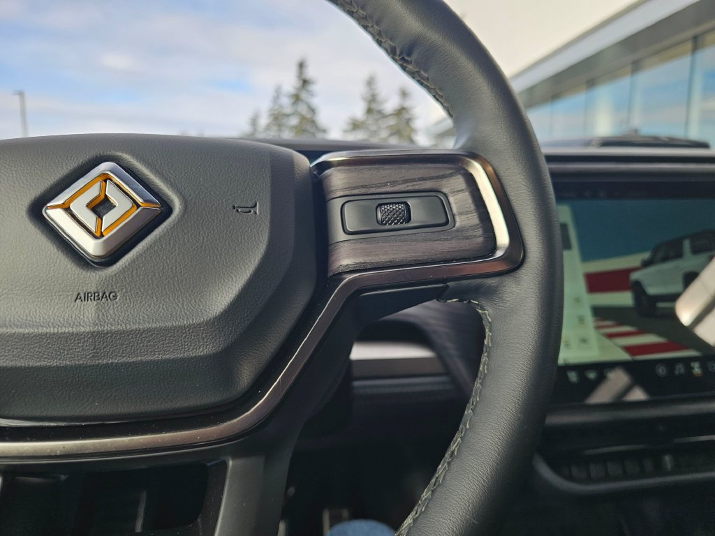 Used 2023 Rivian R1S Adventure Quad AWD/4WD image 33