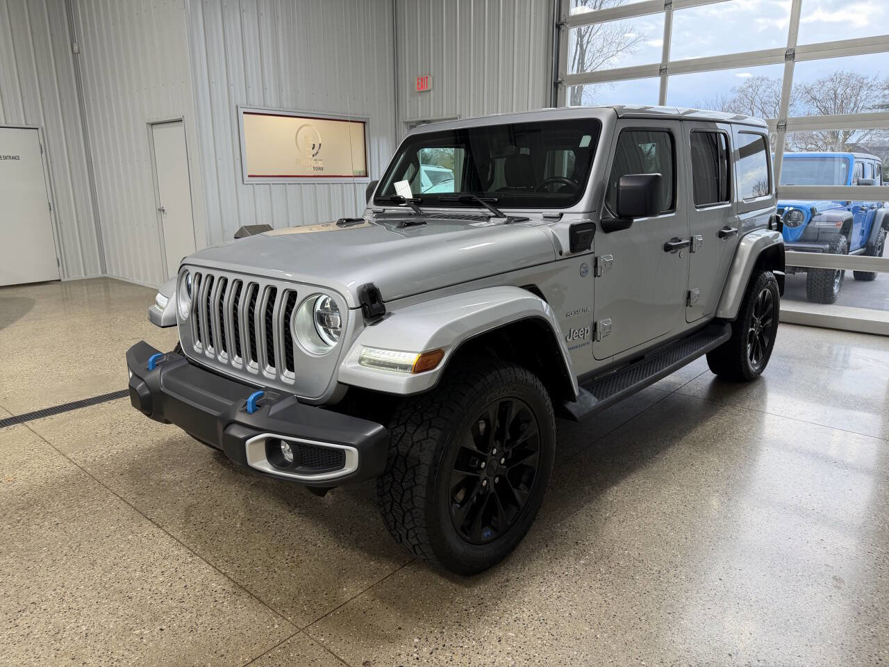 Used 2023 Jeep Wrangler Unlimited Sahara w/ Cold Weather Group image 2