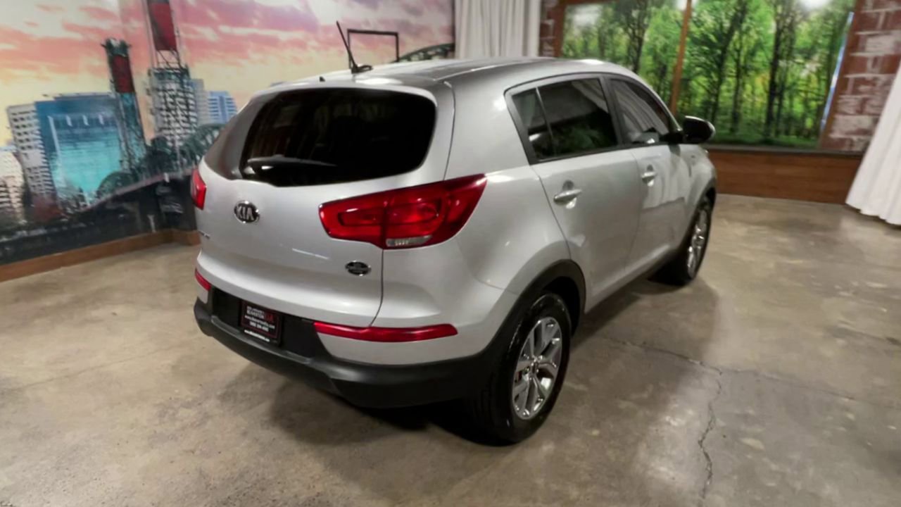 Used 2016 Kia Sportage LX image 8