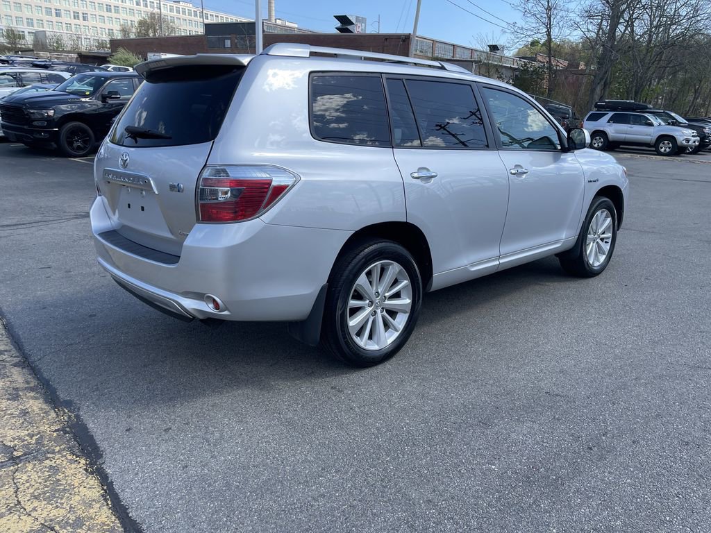 Used 2010 Toyota Highlander Limited AWD/4WD image 8