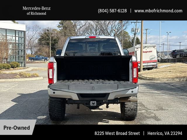 Used 2022 Ford F250 Lariat w/ Black Appearance Package image 33