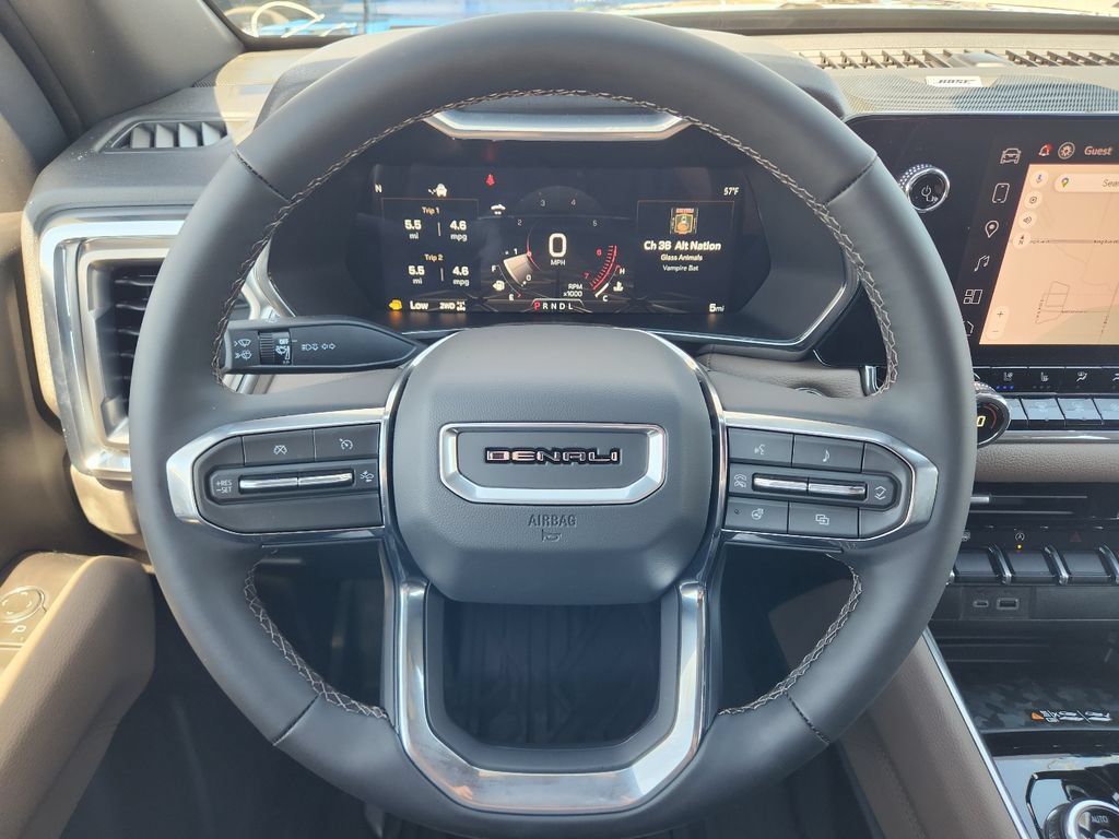 New 2026 GMC Canyon Denali w/ LPO, Denali Black Edition AWD/4WD image 24