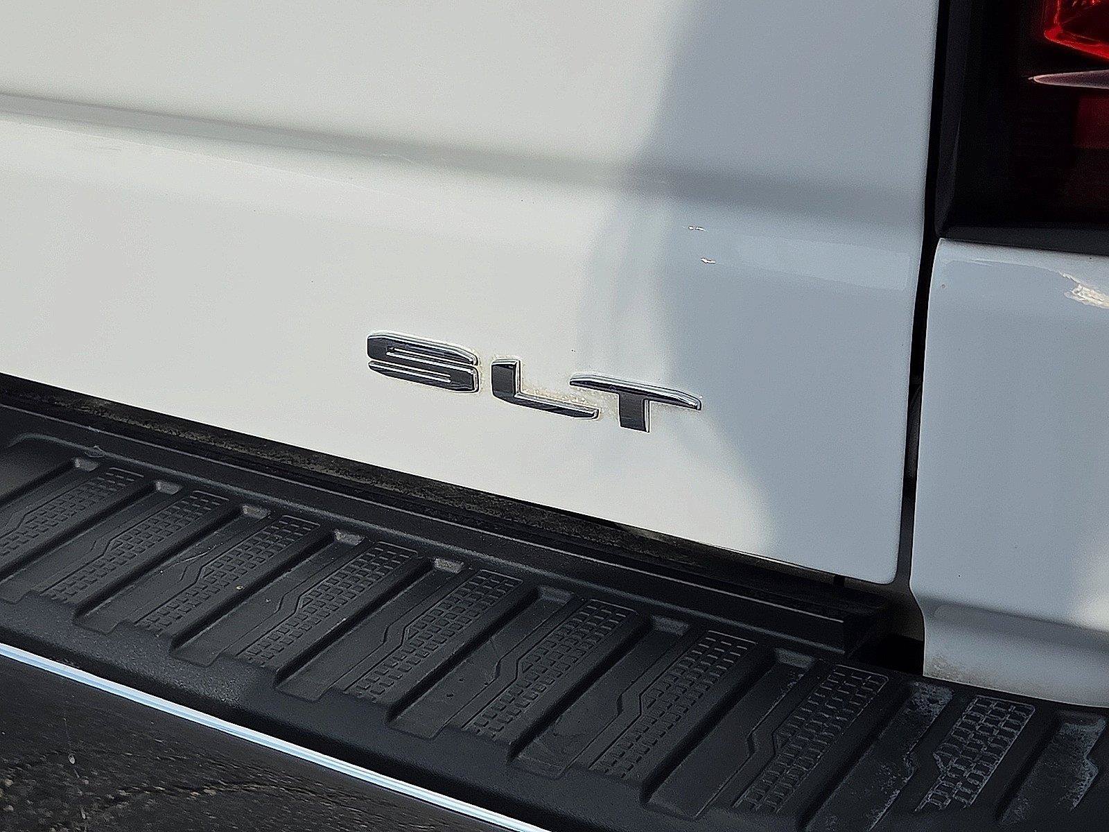 Used 2024 GMC Sierra 1500 SLT RWD image 10
