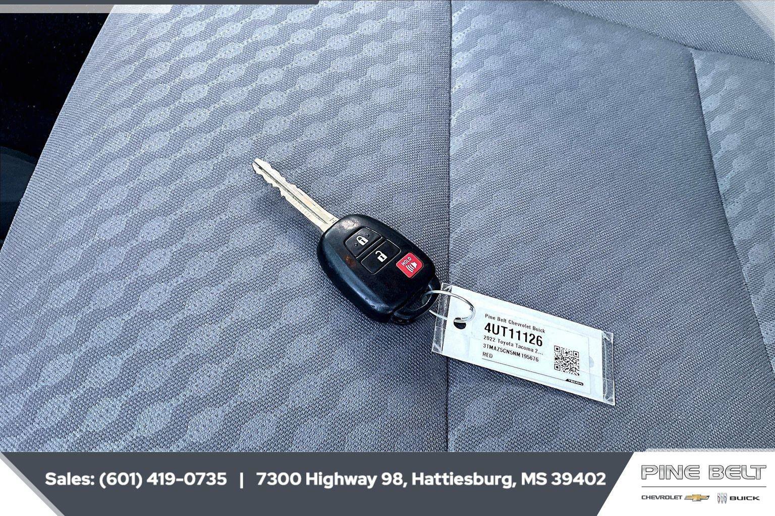Used 2022 Toyota Tacoma SR5 RWD image 10