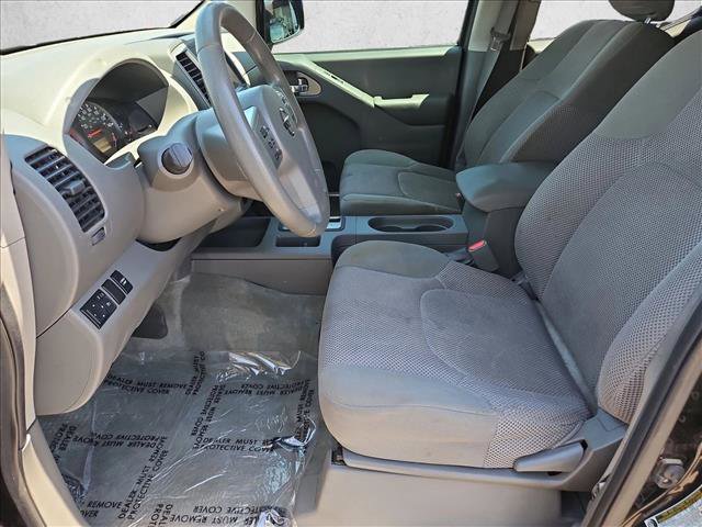 Used 2016 Nissan Frontier SV RWD image 20