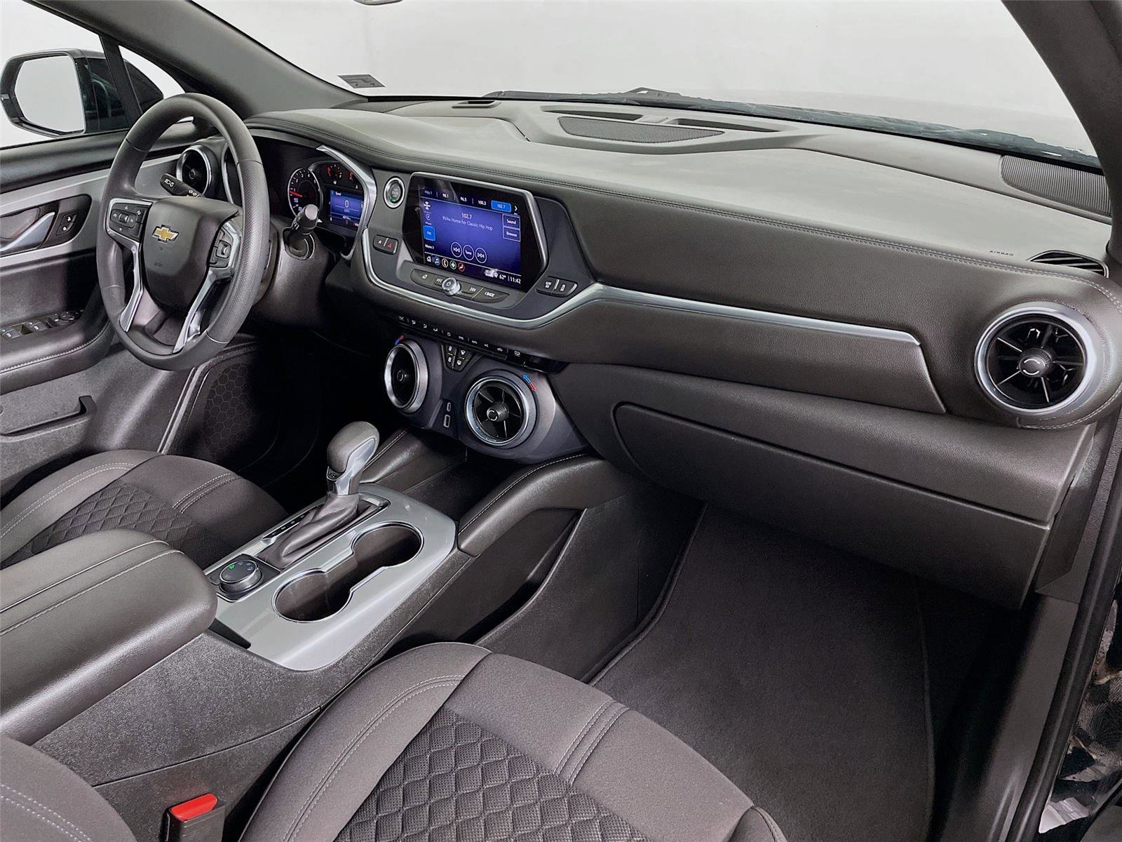 Used 2022 Chevrolet Blazer LT image 30
