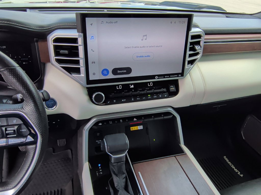 Used 2022 Toyota Tundra Capstone AWD/4WD image 25