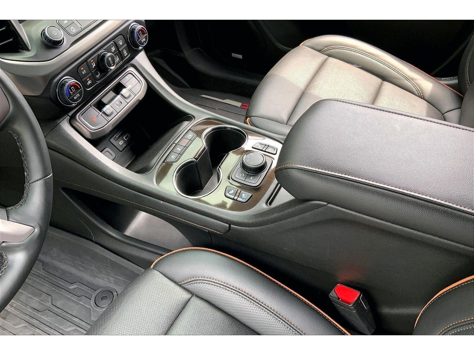 Used 2023 GMC Acadia AT4 w/ Preferred Package AWD/4WD image 16