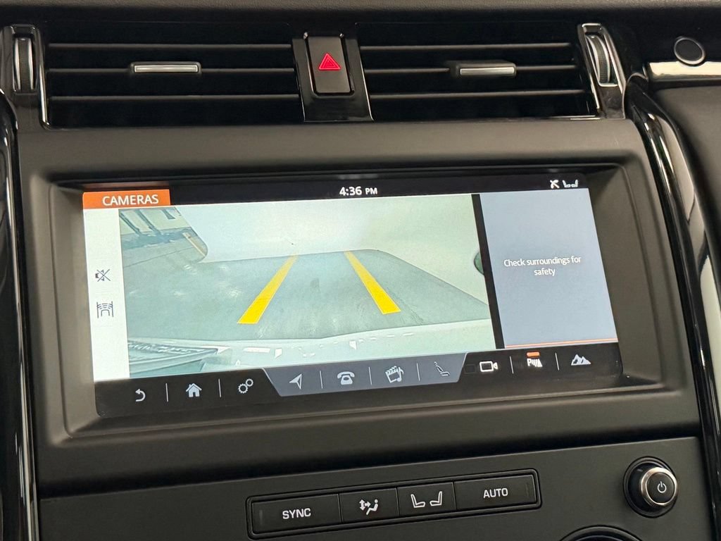 Used 2018 Land Rover Discovery SE AWD/4WD image 18