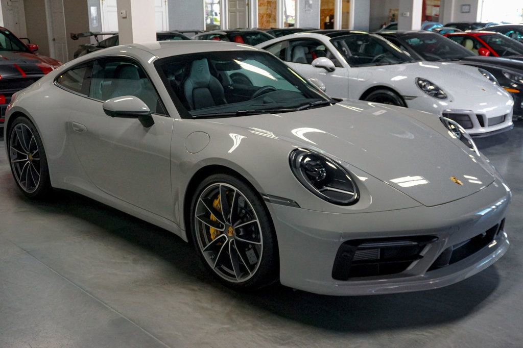 Used 2024 Porsche 911 Coupe image 4