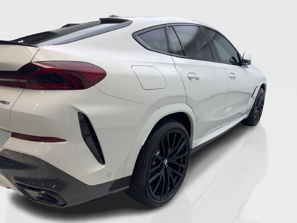 Used 2026 BMW X6 xDrive40i AWD/4WD image 15