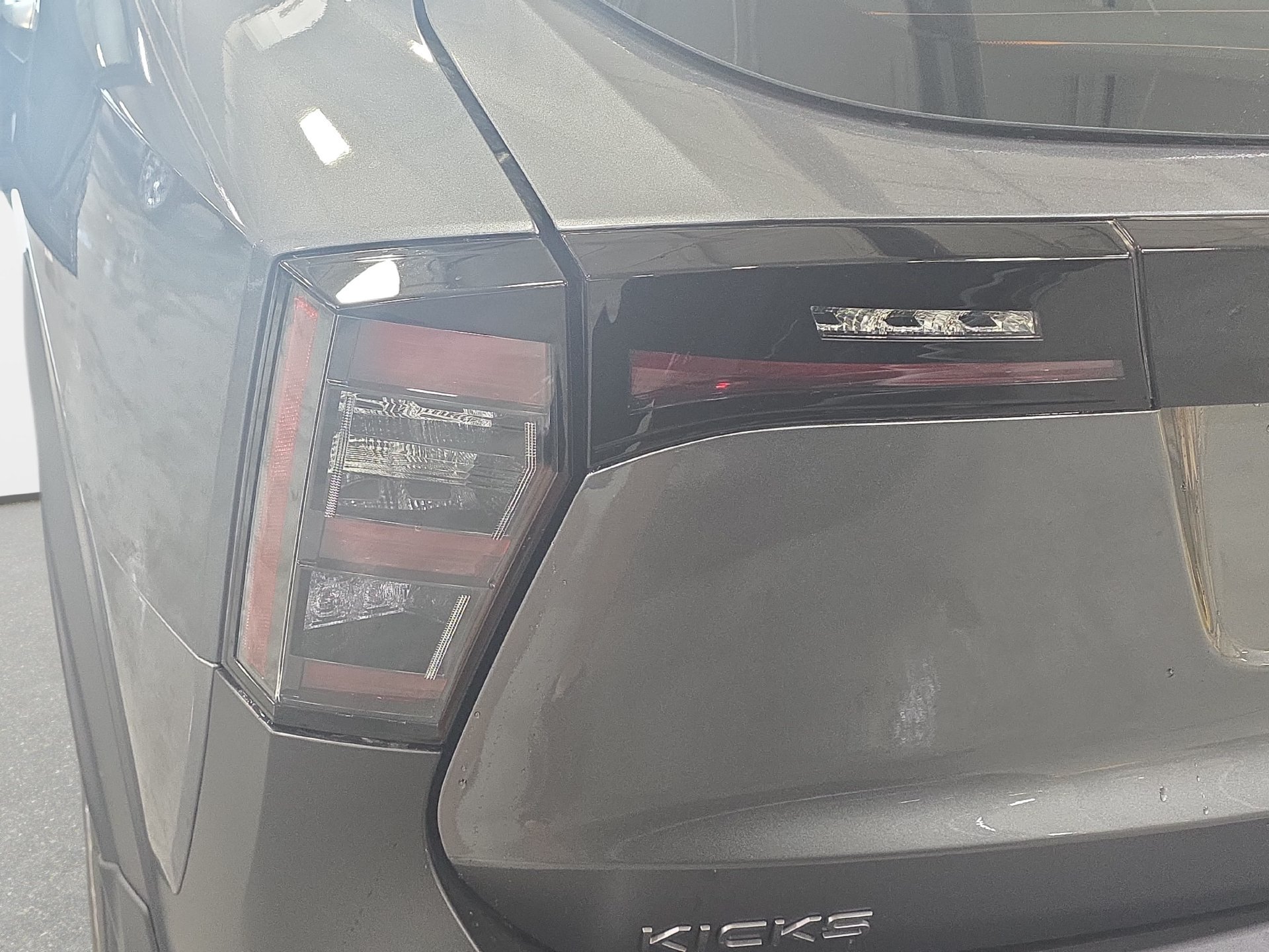 New 2027 Nissan Kicks S FWD image 32