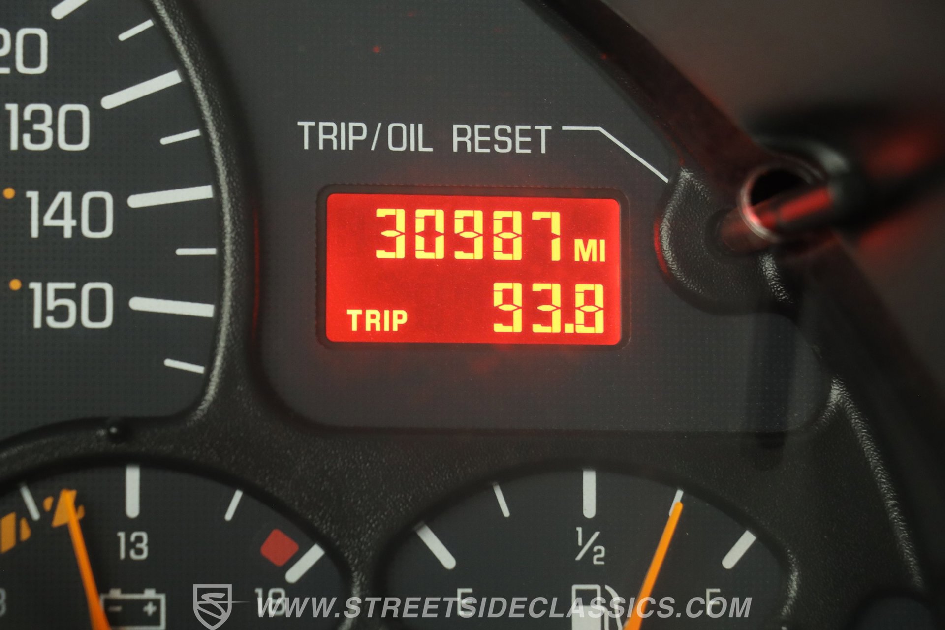 Used 2002 Pontiac Firebird Trans Am RWD image 38